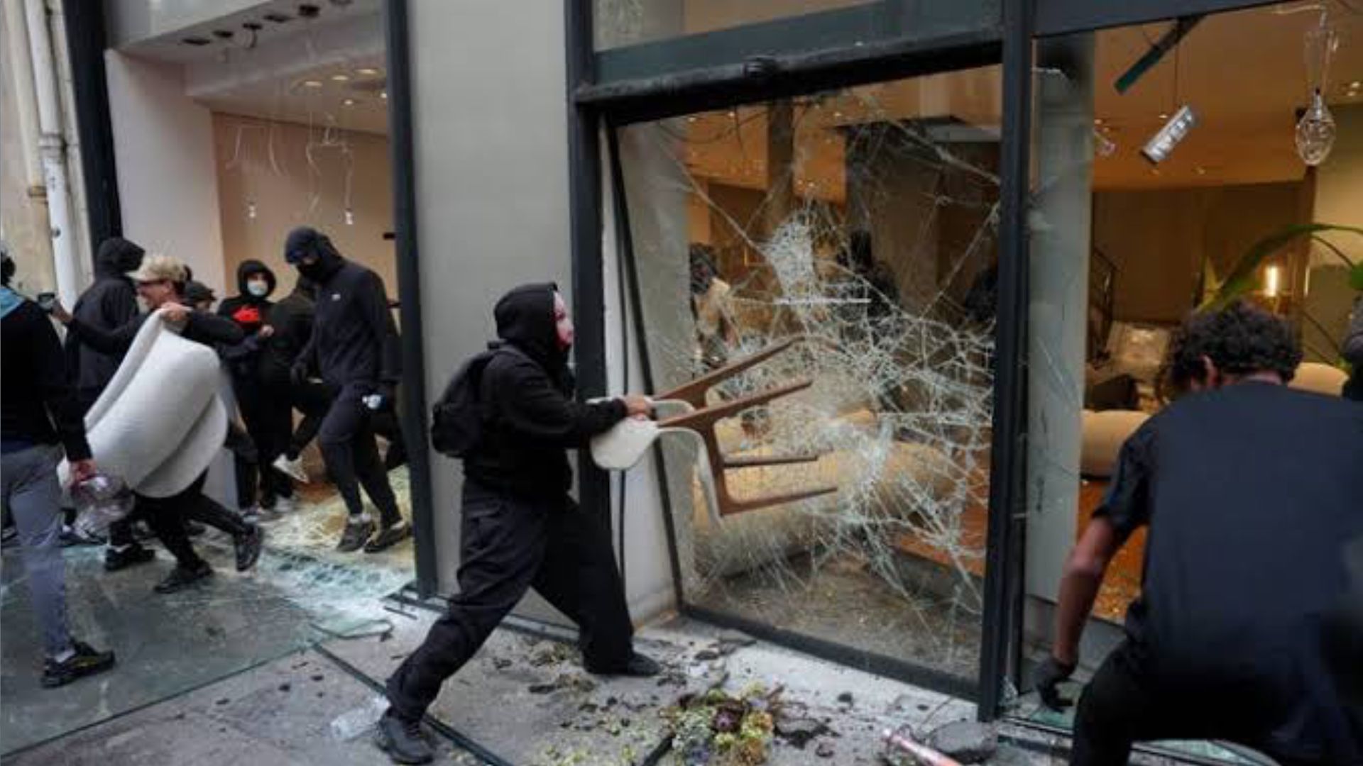 France Prepares Troop Deployment After Riots Leave Thousands Arrested and Businesses Devastated